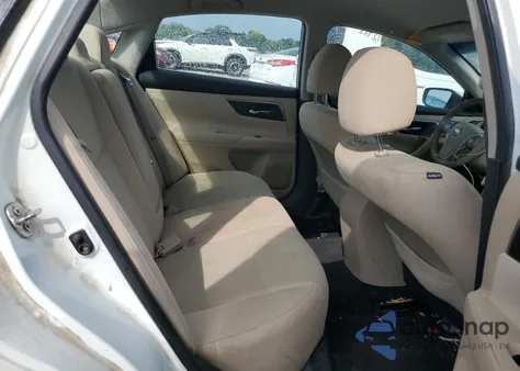 2015 Nissan Altima 2.5 из США, поврежденный, VIN 1N4AL3AP0FC164290